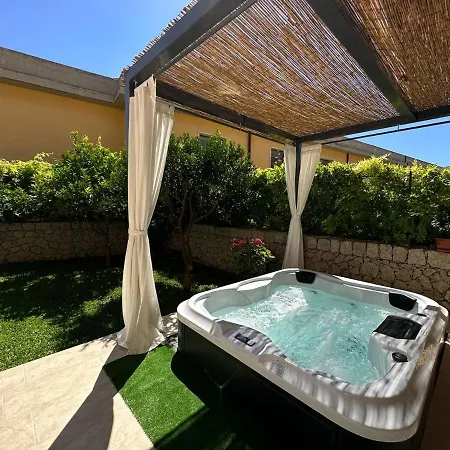 Garden House * Palazzolo Acreide